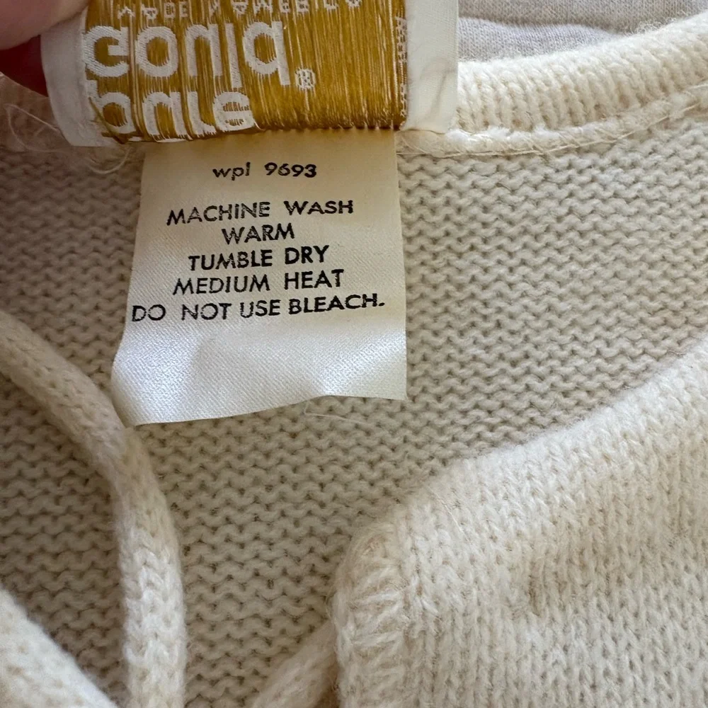 Vintage Sidney Gould “it’s pure Gould” Wool and Acrylic Cream Women’s Sweater - Picture 6 of 12